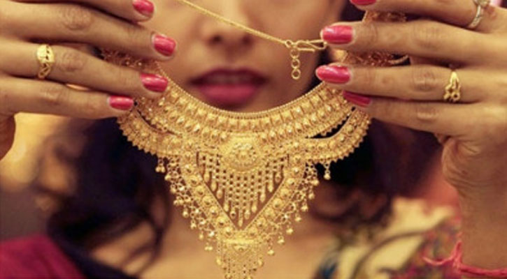 ভরিতে ১৪০০ টাকা বাড়ল সোনার দাম