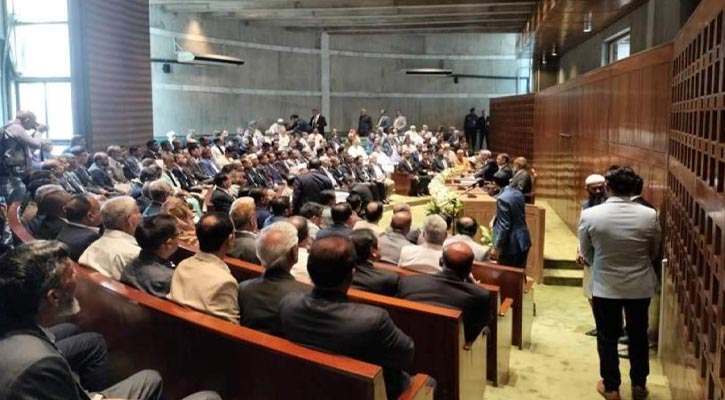 শুল্কমুক্ত গাড়ি ও সরকারি প্লট নেবেন না বিএনপির এমপিরা