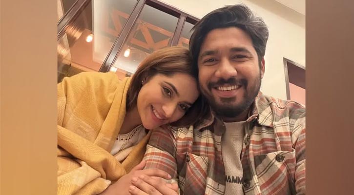 বাশারের সঙ্গে ছুটিয়ে প্রেম করছেন কেয়া পায়েল?