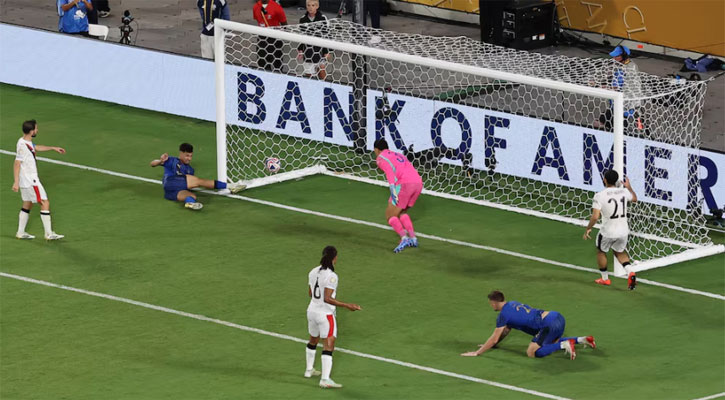 ম্যানসিটিকে হারিয়ে কোয়ার্টারে আল হিলাল