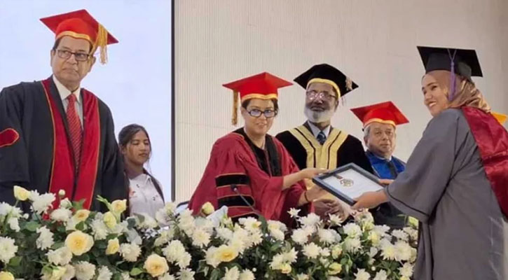 আমরা অন্যের ওপর দোষ চাপাই, কিন্তু নিজেরা বদলাই না