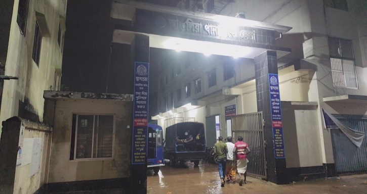 আশুলিয়ায় আর্জেন্টিনার সমর্থককে হত্যার পর বালুচাপা দিল ব্রাজিল সাপোর্টার