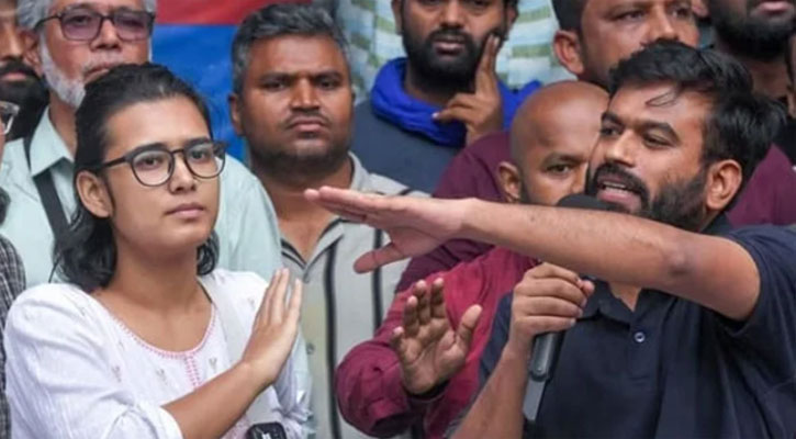 তিরঙ্গা পদযাত্রার আগে অভিজিৎ ও নেহা আটক