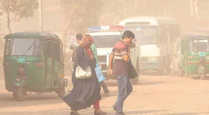 ছুটির দিনে বায়ুদূষণের শীর্ষ দুইয়ে ঢাকা