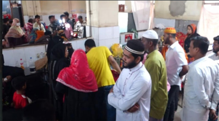 শেবাচিম হাসপাতালে ভুল চিকিৎসায় ৫ মিনিটের ব্যবধানে দুই নারীর মৃত্যু