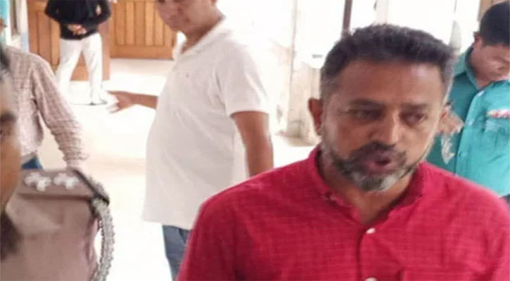 ব্যবসায়ীর অণ্ডকোষ চেপে চেক ও স্ট্যাম্পে স্বাক্ষর, গ্রেপ্তার অভিযুক্ত লিটু