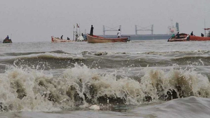 বঙ্গোপসাগরে নিম্নচাপের আশঙ্কা, প্লাবিত হতে পারে ১০ জেলা
