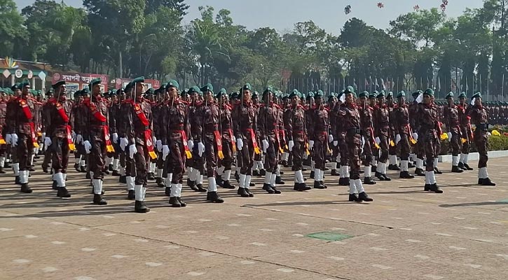 বিজিবির ইতিহাসে রেকর্ড সংখ্যক নবীন সদস্যের শপথ