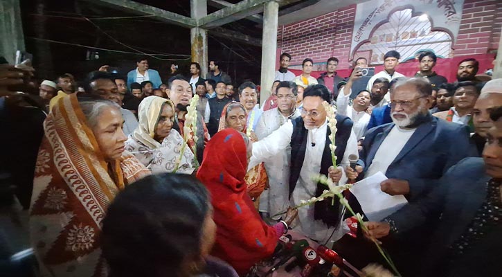 বরগুনায় ৭ শতাধিক সনাতন ধর্মাবলম্বীর বিএনপিতে যোগদান 