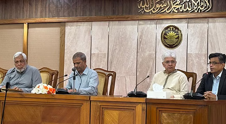 সরকার রাজনৈতিক প্রক্রিয়ায় আর সরাসরি হস্তক্ষেপ করবে না