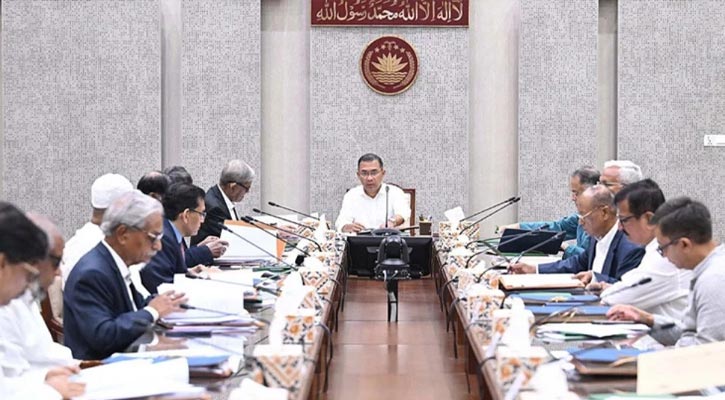 ২০৩০ সালের মধ্যে ১০ হাজার মেগাওয়াট সৌরবিদ্যুৎ উৎপাদনের লক্ষ্য সরকারের