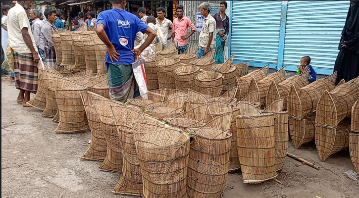 পিরোজপুরে জমে উঠেছে শতবর্ষী চাইয়ের হাট
