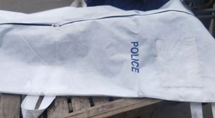 চুয়াডাঙ্গায় কাভার্ড ভ্যা‌নের ধাক্কায় শিশুর মৃত্যু