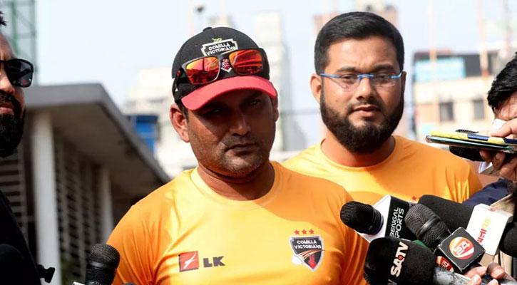 দেশসেরা কোচ সালাউদ্দিনকে জরিমানা করলো বিসিবি