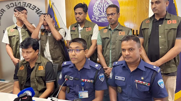 অটোরিকশাচালক সুমনই তাজমিনকে ধর্ষণের পর শ্বাসরোধে হত্যা করে: পুলিশ