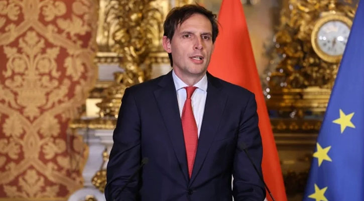 রাশিয়ার কূটনীতিকদের নেদারল্যান্ডস ছাড়ার নির্দেশ