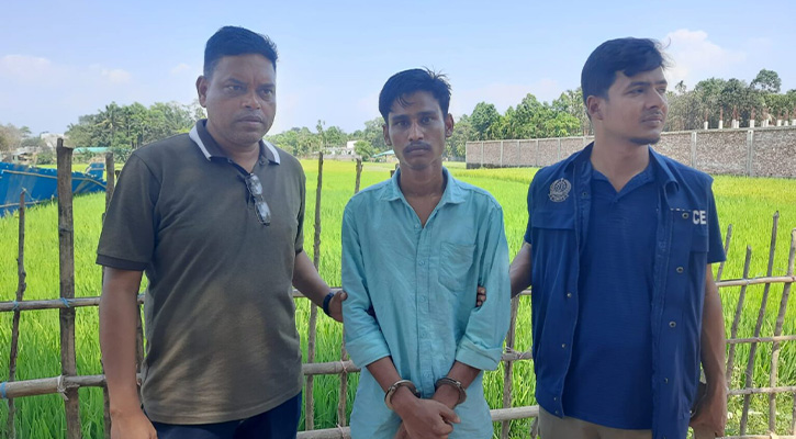 পরকীয়া প্রেমিক হত্যার ঘটনায় প্রেমিকার ছেলে আটক 