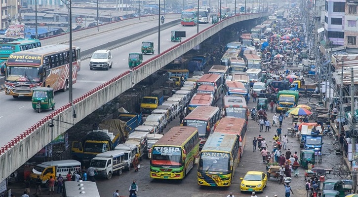 বায়ুদূষণে আজ ঢাকার অবস্থান কত