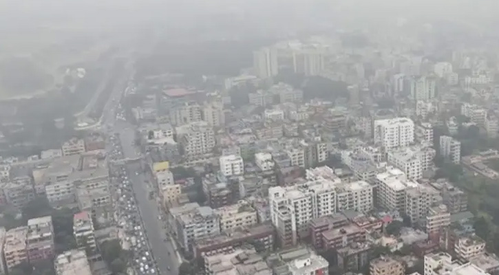 বিশ্বের দূষিত শহরের তালিকায় আজ শীর্ষে ঢাকা