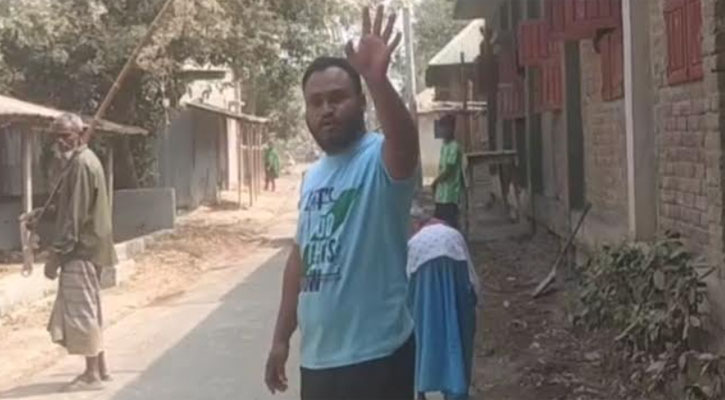 সোনালী নিউজের দিনাজপুর প্রতিনিধির ক্যামেরা ছিনতাই, হেনস্থার অভিযোগ