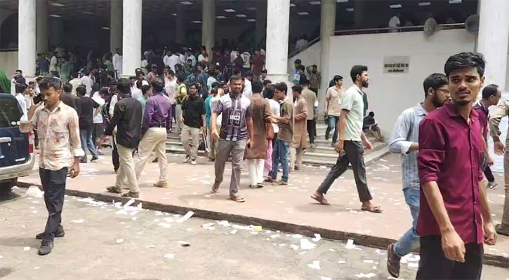 ডাকসুতে গড়ে ৮০ শতাংশ ভোট কাস্ট হয়েছে