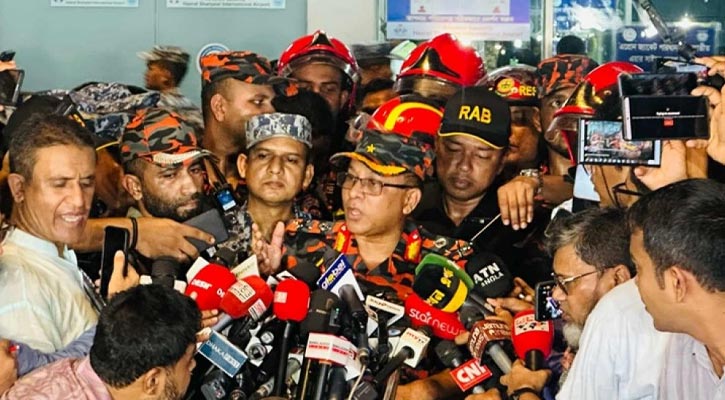 শাহজালাল বিমানবন্দরের আগুন নেভাতে ৭ ঘণ্টা লাগল কেন, যা বলছে ফায়ার সার্ভিস