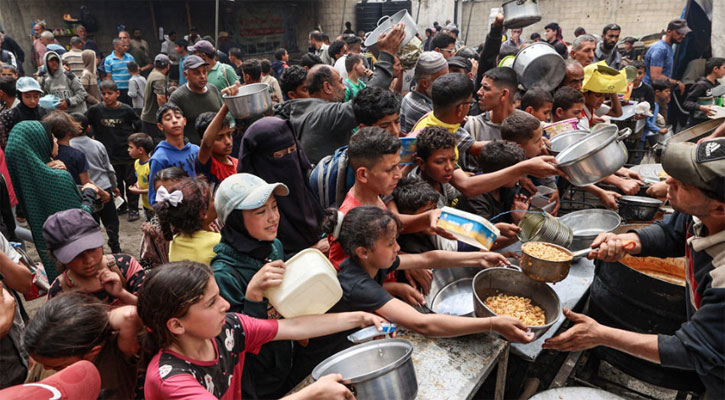 গাজায় অনাহারে-অপুষ্টিতে আরও ১১ জনের মৃত্যু