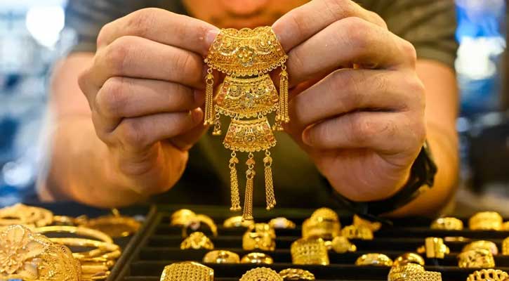 যুদ্ধের মধ্যেই ভরিতে ৯ হাজার টাকা কমল স্বর্ণের দাম, আজ থেকেই কার্যকর