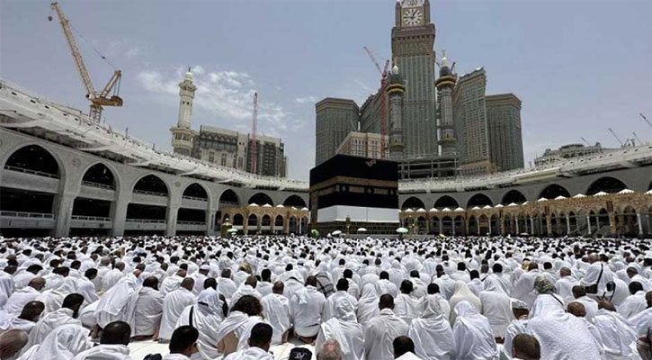 হজে গিয়ে মৃত্যুবরণ করেন ২২ বাংলাদেশি