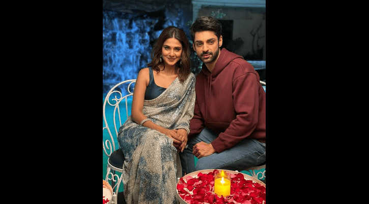 বলিউডে জেনিফার-করণ বিয়ের গুঞ্জনে