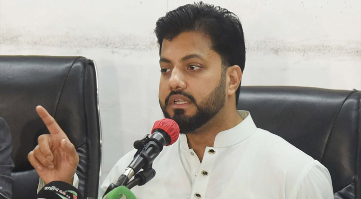 সব বললে অনেকের পোশাক খুলে যেতে পারে: ইশরাক হোসেন