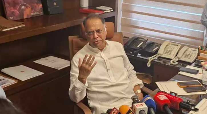 তেলের পর্যাপ্ত মজুত রয়েছে, অতিরিক্ত না কেনার আহ্বান জ্বালানিমন্ত্রীর