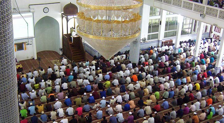 জুমার দিনের ফজিলত সম্পর্কে ৫টি হাদিস