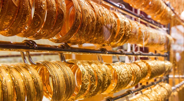 সোনার দাম থামছেই না, বিশ্ববাজারে আজ আবার রেকর্ড ছাড়াল