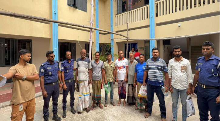 কালীগঞ্জে নিষিদ্ধ আওয়ামী লীগের ৮ নেতাকর্মী গ্রেপ্তার