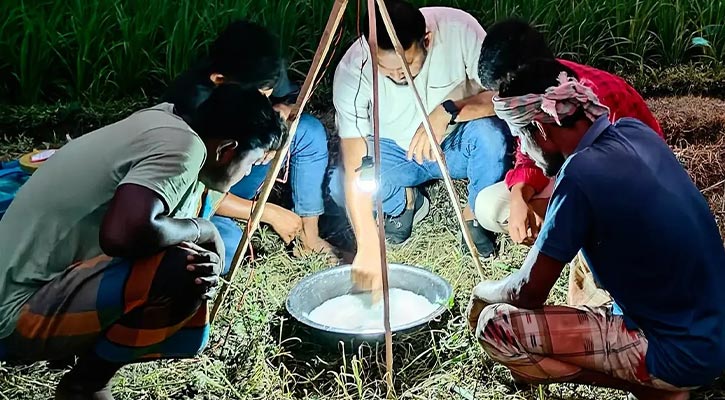 আলোক ফাঁদ: কৃষিতে আধুনিক কীটপতঙ্গ ব্যবস্থাপনার নতুন দিগন্ত