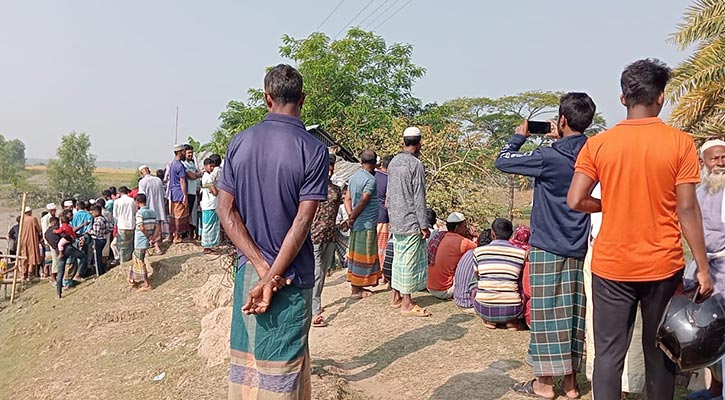 একই ঘরে দুই লাশ, এলাকাজুড়ে চাঞ্চল্য