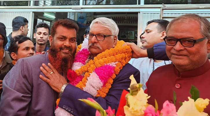 সাবেক ছাত্রলীগ নেতার বিরুদ্ধে চাঁদাবাজির অভিযোগ