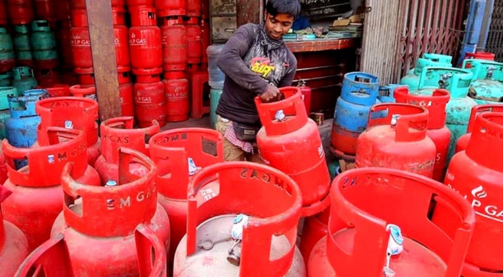 এলপি গ্যাসের দাম বাড়বে নাকি কমবে, জানা যাবে আজ