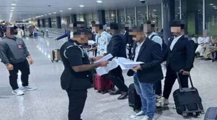 মালয়েশিয়ায় ঢোকার আগেই ২৬ বাংলাদেশি আটক