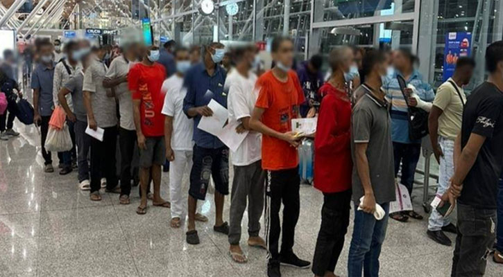 সাজা শেষে বাংলাদেশিসহ ৬০ জনকে ফেরত পাঠাল মালয়েশিয়া