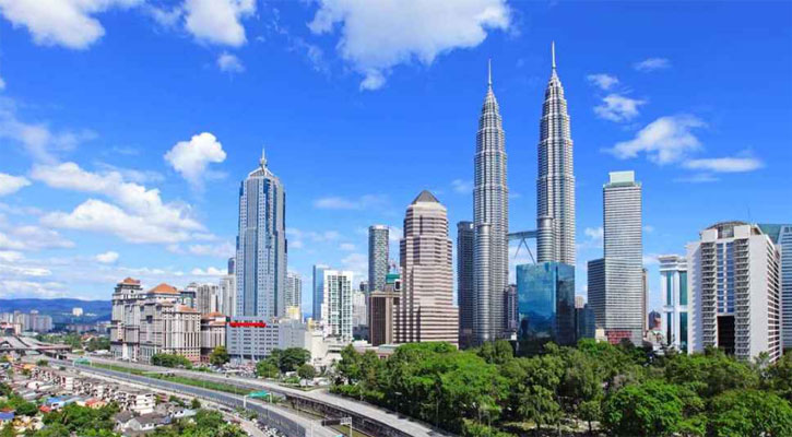 মালয়েশিয়ায় বাংলাদেশি কর্মীদের জন্য বড় দুঃসংবাদ