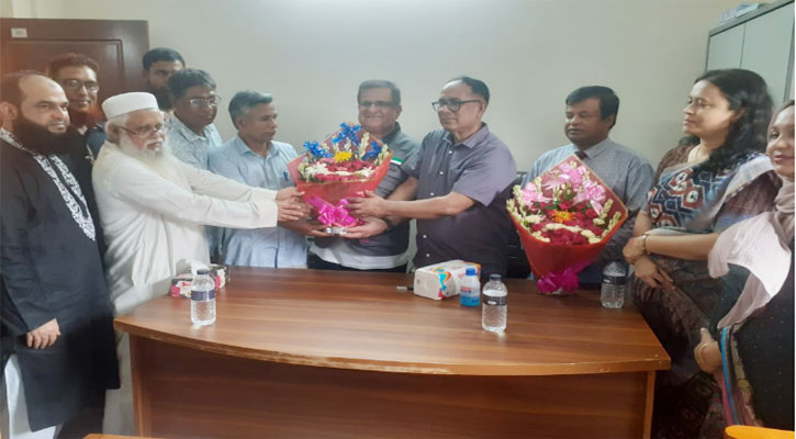 প্রবীনদের বিশেষ যত্ন নিয়ে বার্ধক্যের প্রস্তুতি নিন