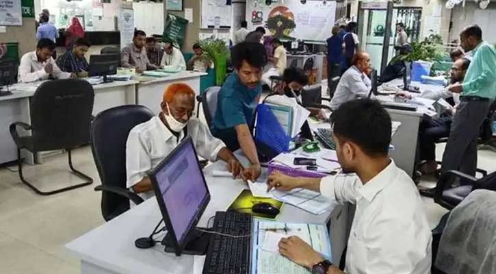 ছুটি শেষে আজ থেকে স্বাভাবিক ছন্দে ফিরছে অফিস-আদালত