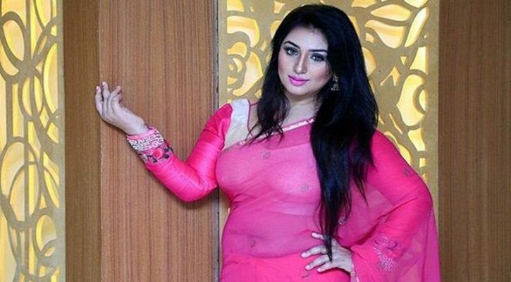 অডিও রেকর্ড ফাঁস হওয়া নিয়ে যা বললেন অপু বিশ্বাস