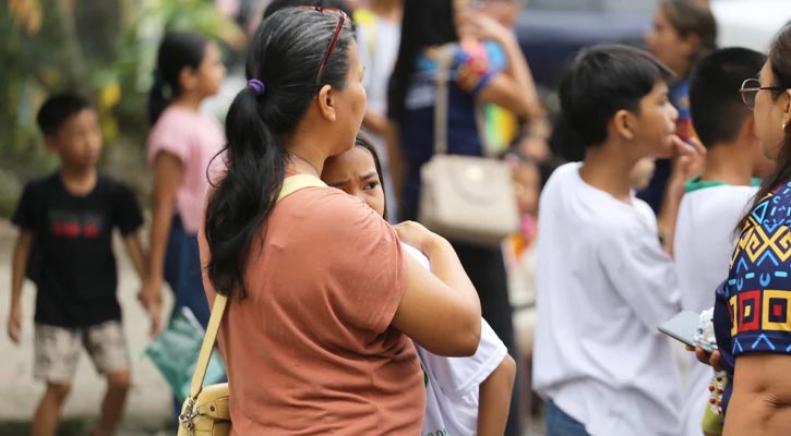 ফিলিপাইনে শক্তিশালী ভূমিকম্প, ১০ ফুট উচ্চতার জলোচ্ছ্বাসের শঙ্কা