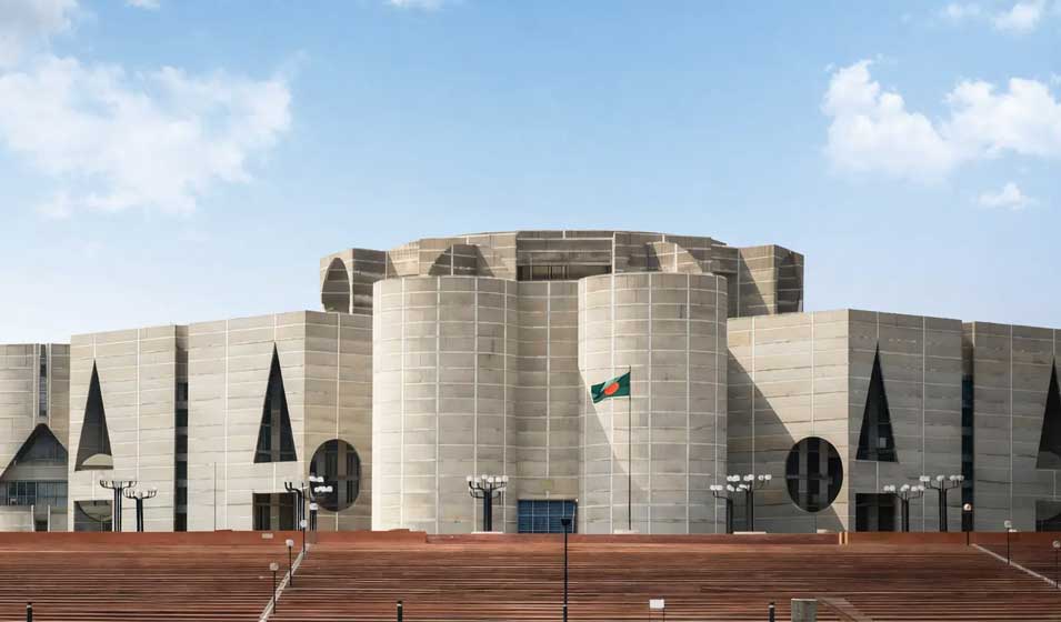 দেশি-বিদেশি ১২০০ অতিথির উপস্থিতিতে শুরু হচ্ছে নতুন রাজনৈতিক অধ্যায়