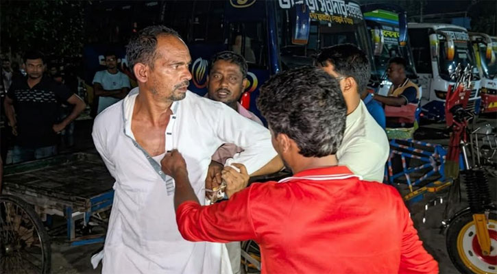সুবিধা দেওয়ার নামে টাকা হাতিয়ে নেয়ায় বিএনপি নেতা কারাগারে