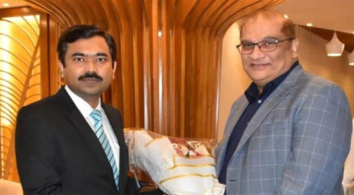 ঢাকায় এসেছেন নতুন পাক হাইকমিশনার ইমরান হায়দার