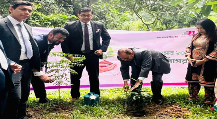 তারুণ্যের উৎসব উপলক্ষ্যে পদ্মা ব্যাংকের বৃক্ষরোপণ